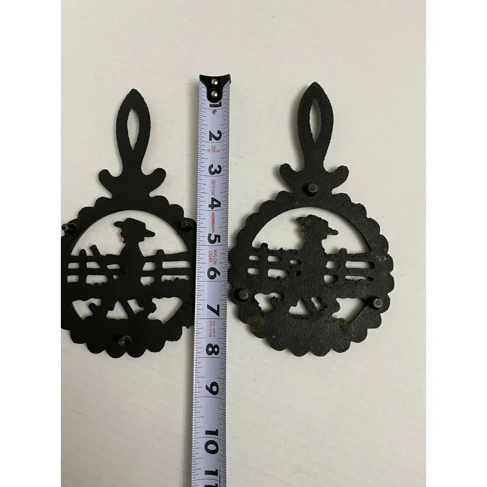 Vintage 1980's Small 2 Hand Painted Quaker Man Amish Cast Iron‎ Trivets